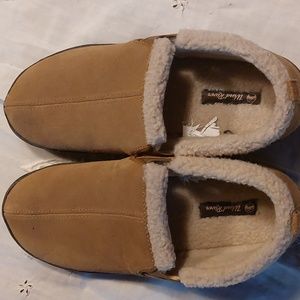 Slippers Size 10